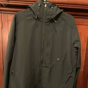 Endura x-large Men’s black waterproof light bicycling jacket